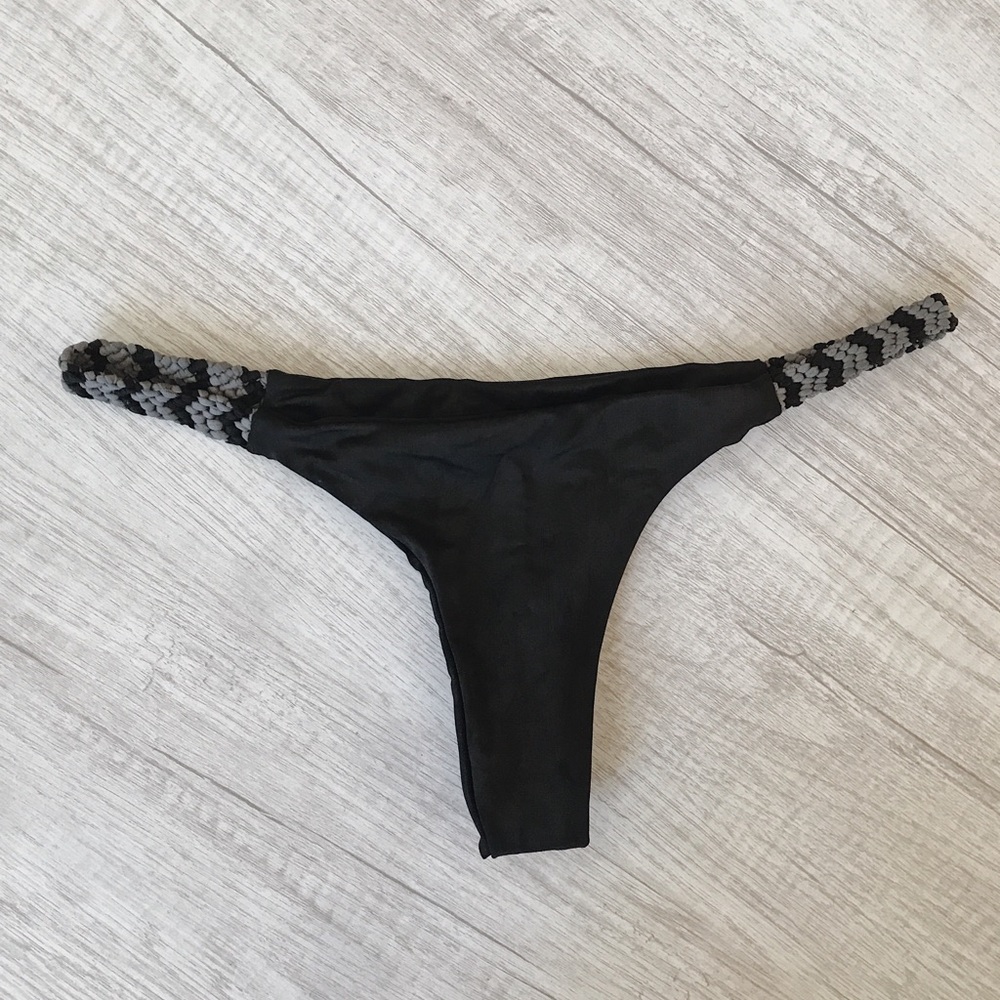 Black Siempre golden bikini bottoms